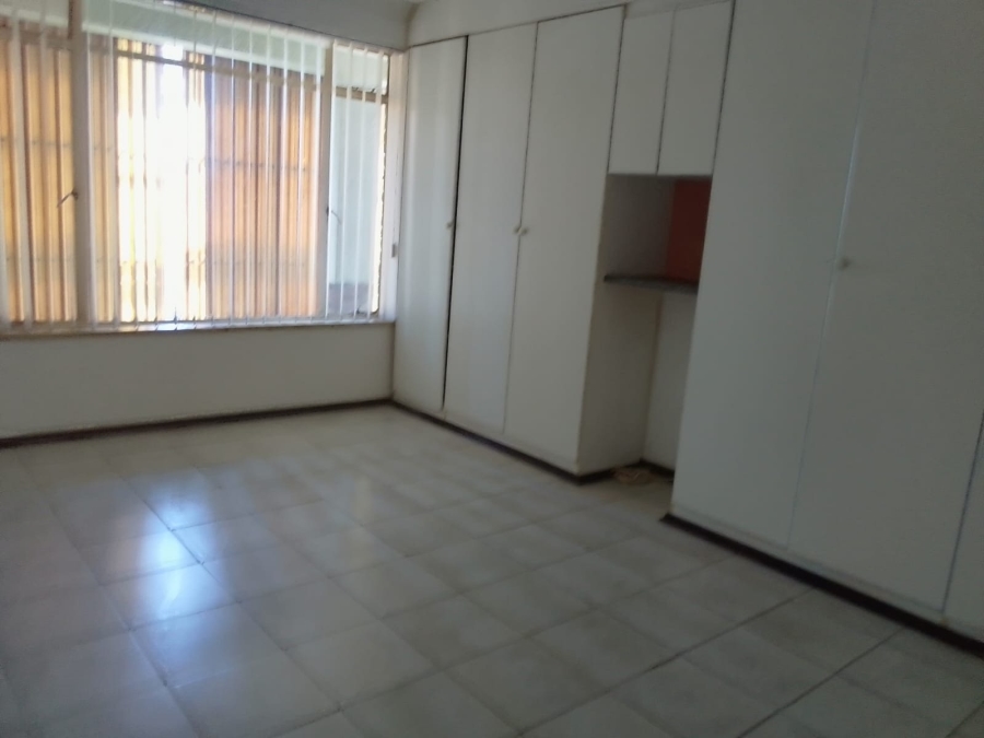 3 Bedroom Property for Sale in Lower Bo-dorp North West